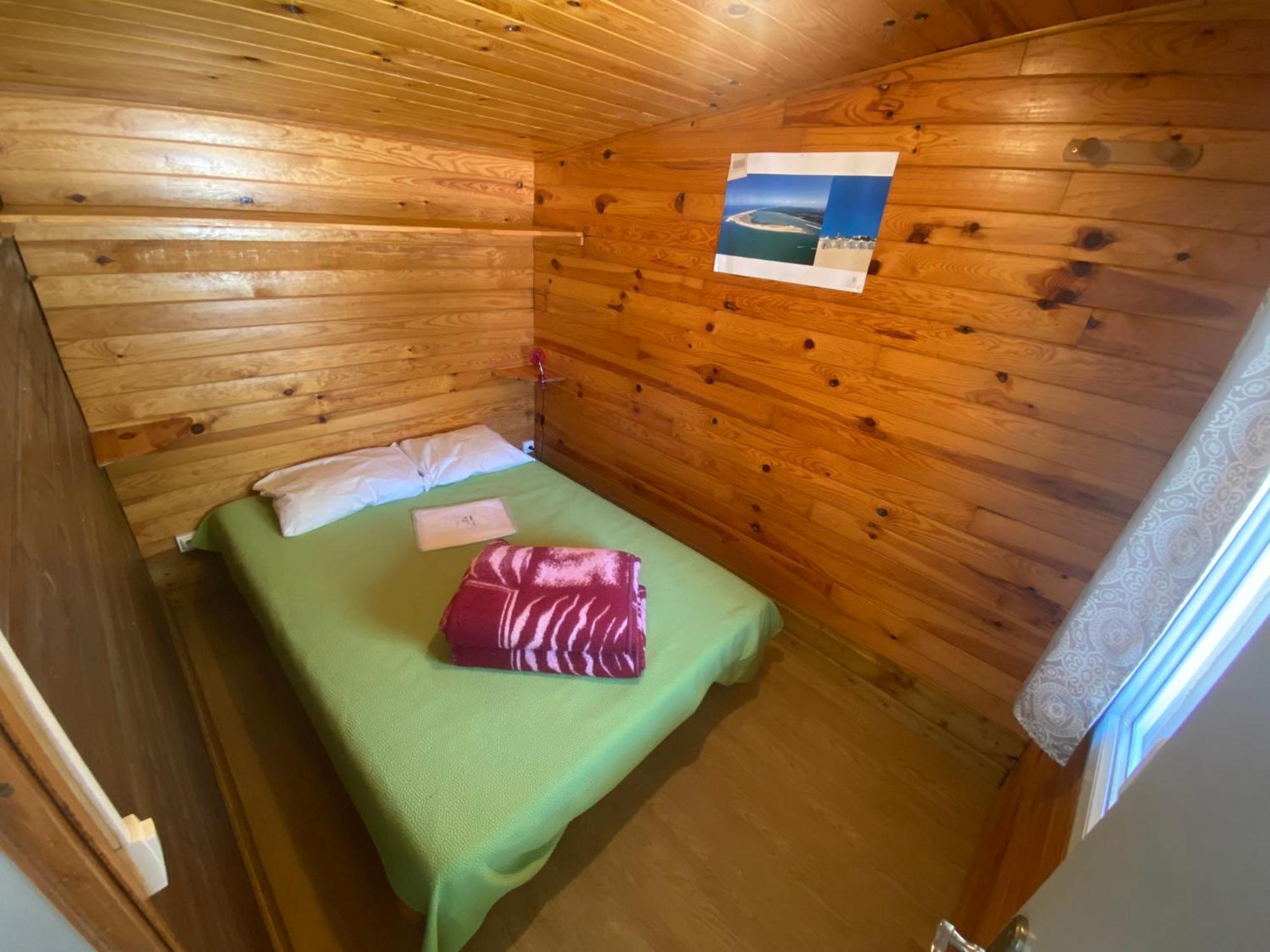 Camping Le Repos Saint-Palais-sur-Mer Exteriör bild