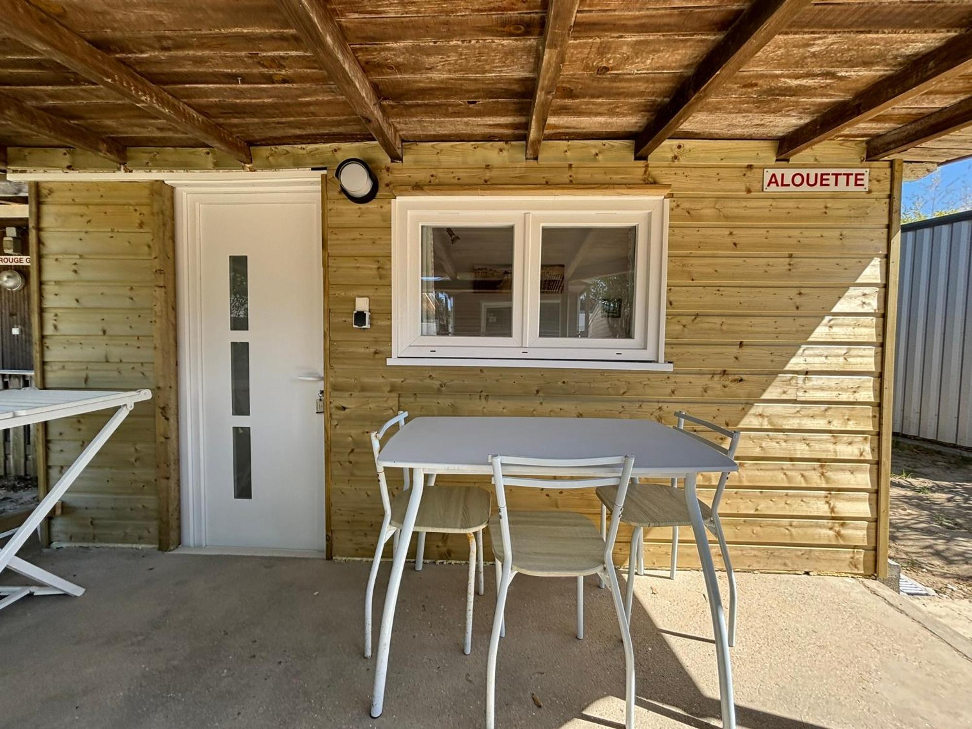 Camping Le Repos Saint-Palais-sur-Mer Exteriör bild